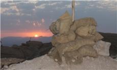 تبدیل شدن سنگر ۱۲ شهید به زمین کشاورزی