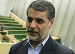 جمشید دانایی‌فر زنده است