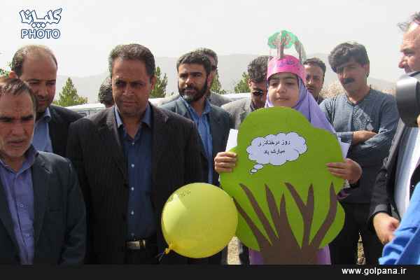 ۲۵۰ اصل نهال در بلوار امام رضا گلپایگان کاشته شد