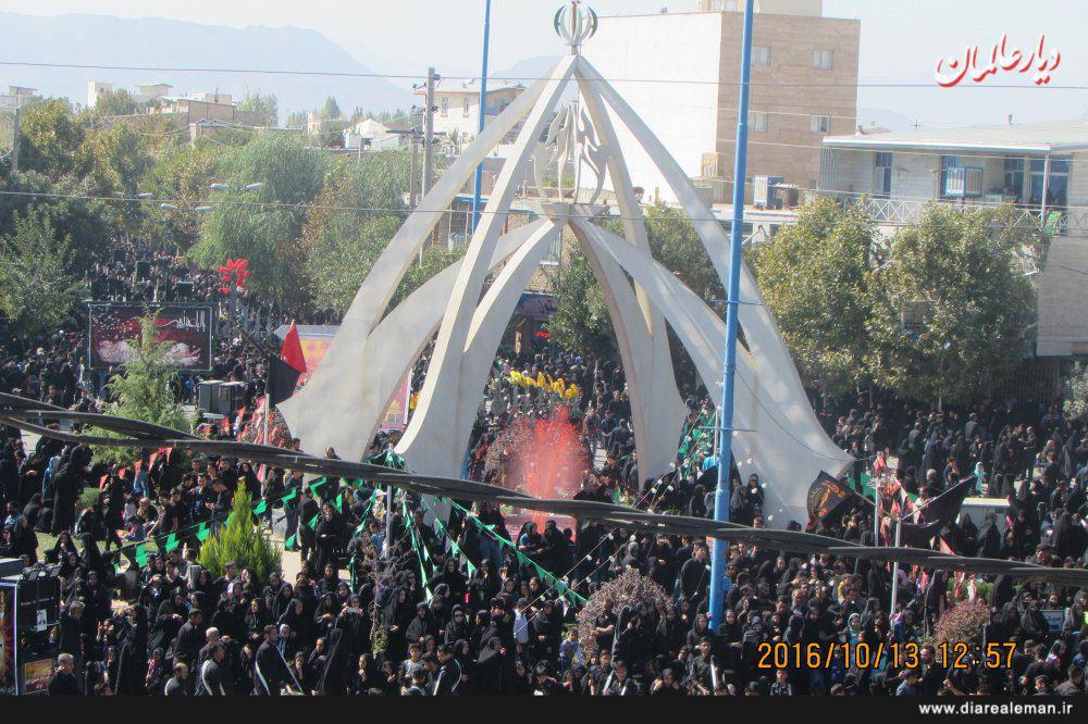 مراسم سنتی دوازدهم محرم با حضور با شکوه مردم،در گوگد برگزار شد